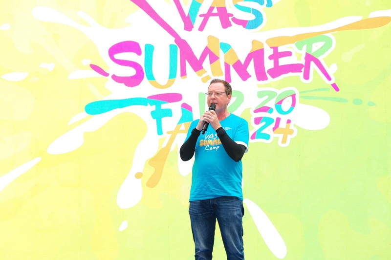 Mr. Nigel - CEO of Sala facility gave the opening speech of the 2024 Summer Fair Festival